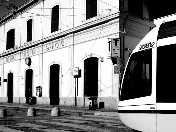 piazzale Stazione Porta Genova scaled