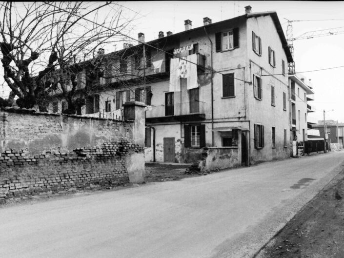 Fondo Archivio Storico Castellanza Cascina in via Col di Lana 1977 scaled