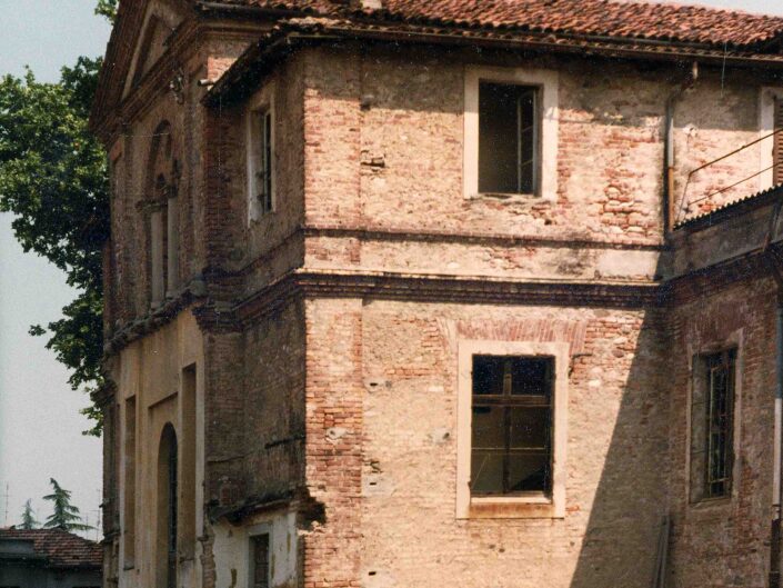 Fondo Archivio Storico - Castellanza - Antica Chiesa della Sacra Famiglia demolita 1985