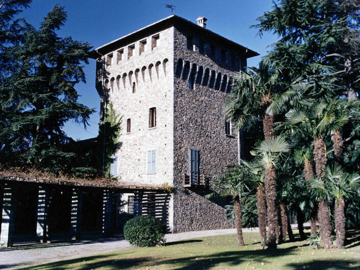 Fondo Afi - Gallarate - Frazione Crenna - Il castello - Foto Claudio Argentiero - 1990