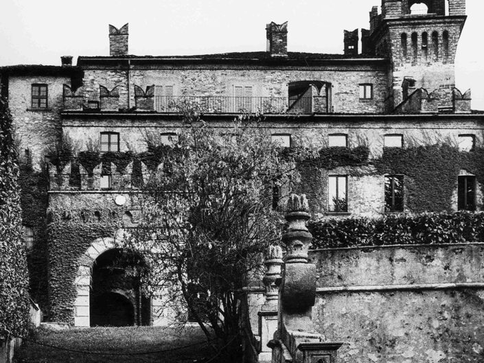 Fondo Afi - Somma Lombardo - Castello Visconteo (Sec. XI) - Foto Claudio Argentiero - 1989