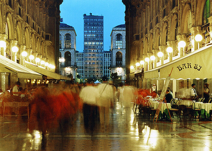 Fondo Claudio Argentiero - Milano - Galleria Vittorio Emanuele - 2006