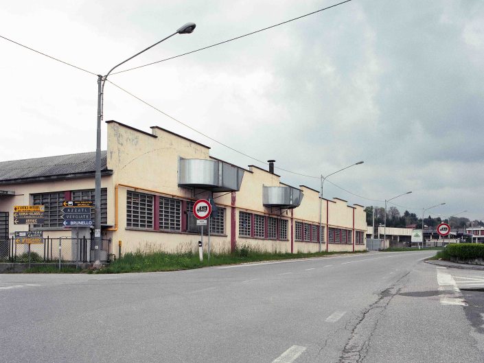 Fondo Architetture civili, religiose e industriali in Provincia di Varese - Gazzada - Ditta Marlex - aprile 2000 - Foto Claudio Argentiero