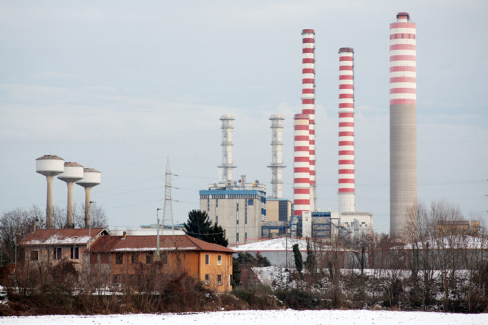 Fondo AFI - Alto Milanese - Cuggiono - Veduta della Centrale ENEL di Turbigo - 2010 - Foto Claudio Argentiero