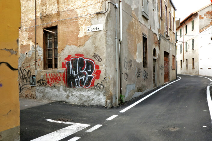 Fondo AFI - Alto Milanese - Busto Garolfo - Via Ugo Foscolo angolo via Carlo Porta - 2019 - Foto Giuliano Leone