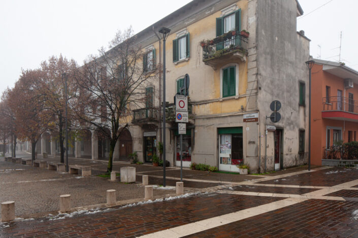 Fondo AFI - Alto Milanese - Canegrate - Piazza Matteotti - 2020 - Foto Roberto Venegoni