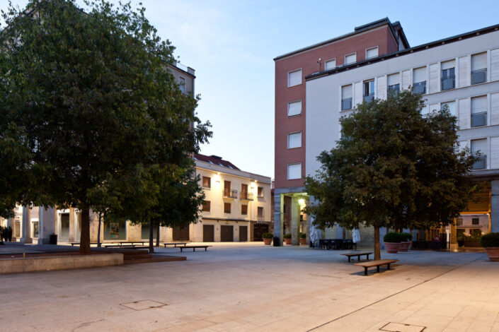 Fondo AFI - Alto Milanese - Legnano - Palazzo INA- Piazza San Magno - 2016 - Foto Roberto Venegoni