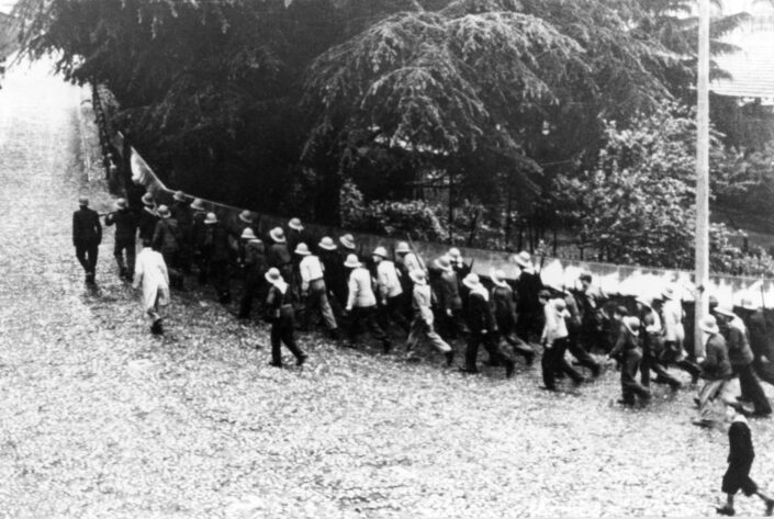 Fondo ANPI Castellanza -Castellanza - Salita della Costa Lunga verso il Municipio - XXV Aprile 1945