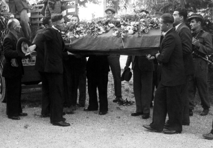 Fondo ANPI Solbiate Olona - Funerale del partigiano Antonio Turconi (15/05/1921-27/04/1945)