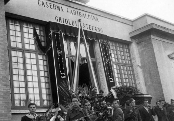 Fondo ANPI Solbiate Olona - Funerale del partigiano Antonio Turconi (15/05/1921-27/04/1945)