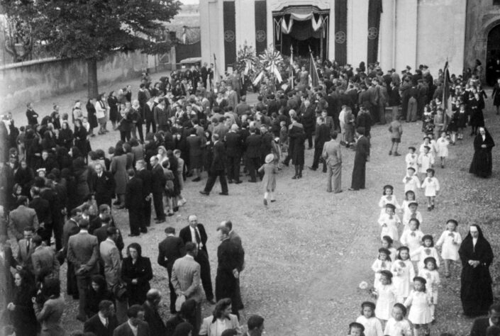 Fondo ANPI Solbiate Olona - Funerale del partigiano Antonio Turconi (15/05/1921-27/04/1945)