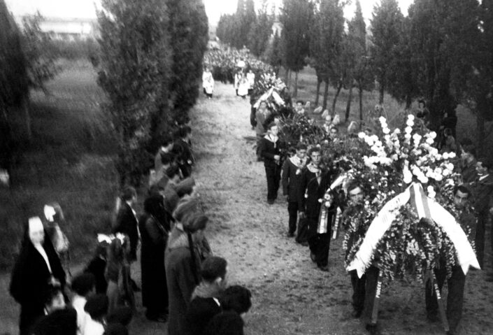 Fondo ANPI Solbiate Olona - Funerale del partigiano Antonio Turconi (15/05/1921-27/04/1945)