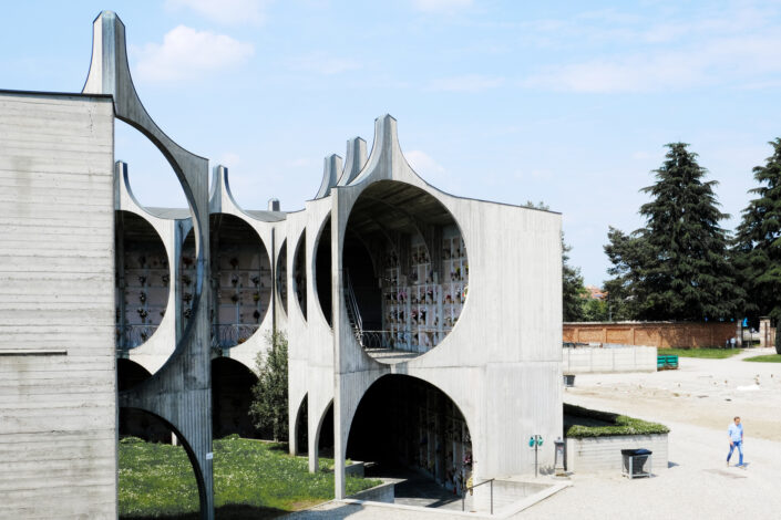 Fondo Claudio Argentiero - Busto Arsizio - Ritratti urbani - Cimitero - 2024