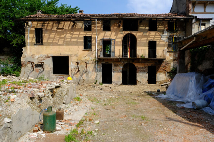 Fondo Claudio Argentiero - Busto Arsizio - Ritratti urbani - Via Arconate - 2024