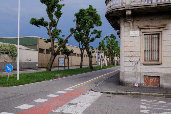 Fondo Claudio Argentiero - Busto Arsizio - Ritratti urbani - Via Arconate angolo via Magenta - 2024