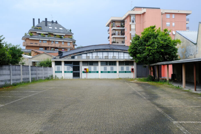 Fondo Claudio Argentiero - Busto Arsizio - Ritratti urbani - Viale Lombardia - 2024