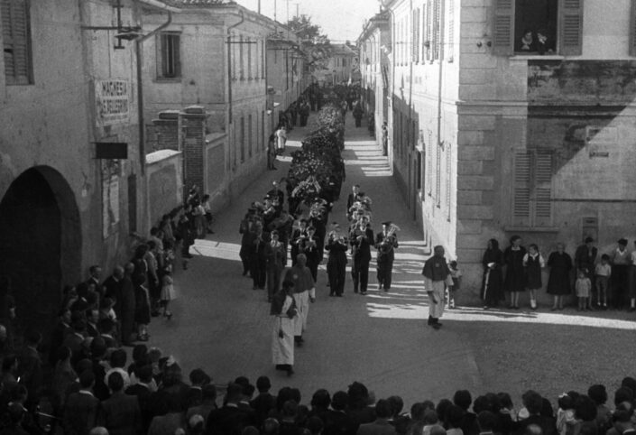 Fondo ANPI Solbiate Olona - Funerale del partigiano Stefano Ghioldi (24/07/1919-04/11/1944)