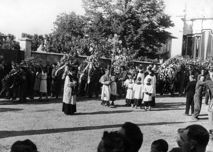 Fondo ANPI Solbiate Olona - Funerale del partigiano Stefano Ghioldi (24/07/1919-04/11/1944)