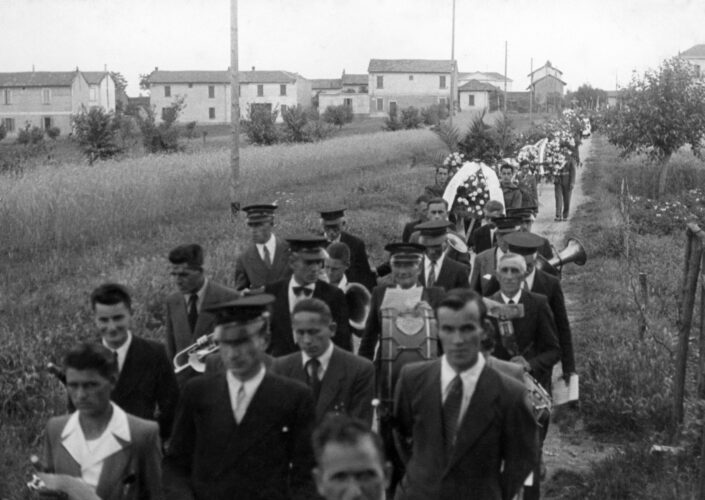 Fondo ANPI Solbiate Olona - Funerale del partigiano Stefano Ghioldi (24/07/1919-04/11/1944)