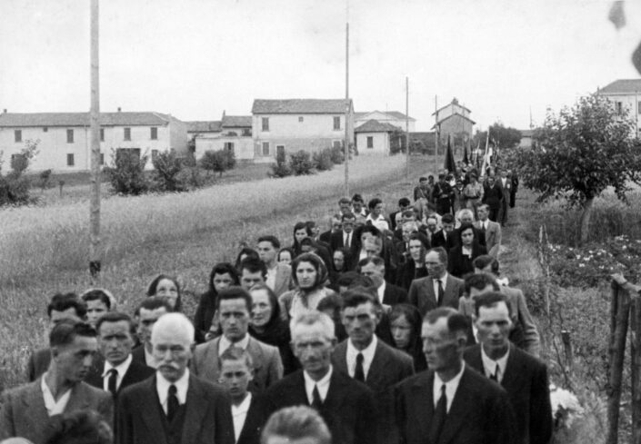 Fondo ANPI Solbiate Olona - Funerale del partigiano Stefano Ghioldi (24/07/1919-04/11/1944)