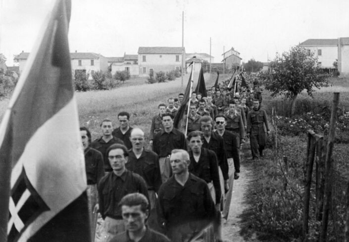 Fondo ANPI Solbiate Olona - Funerale del partigiano Stefano Ghioldi (24/07/1919-04/11/1944)