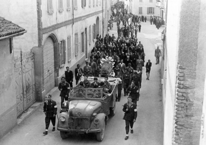 Fondo ANPI Solbiate Olona - Funerale del partigiano Stefano Ghioldi (24/07/1919-04/11/1944)