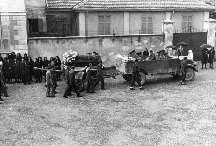 Fondo ANPI Solbiate Olona - Funerale del partigiano Stefano Ghioldi (24/07/1919-04/11/1944)