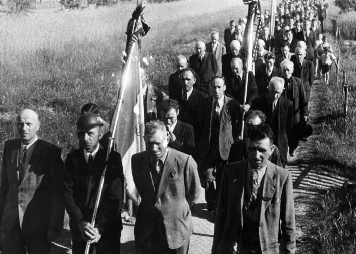 Fondo ANPI Solbiate Olona - Funerale del partigiano Stefano Ghioldi (24/07/1919-04/11/1944)