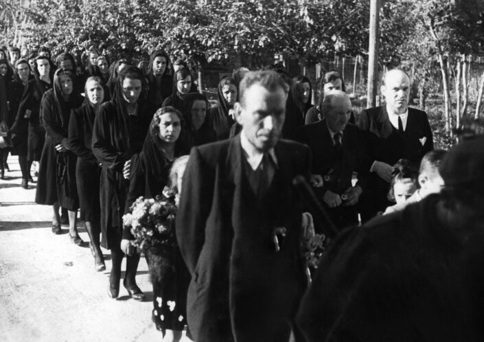 Fondo ANPI Solbiate Olona - Funerale del partigiano Stefano Ghioldi (24/07/1919-04/11/1944)