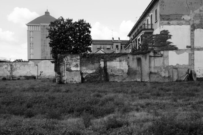 Fondo Claudio Argentiero - Busto Arsizio - Ritratti urbani - Via Cairoli - 2024